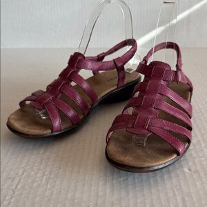 Clarks Berry Leather Strappy Sandals